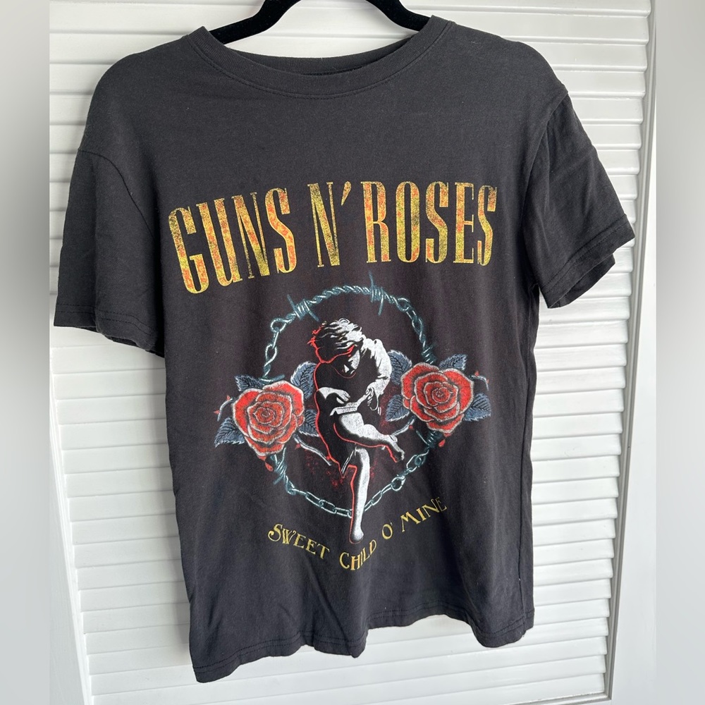 Guns and Roses band tee Size S